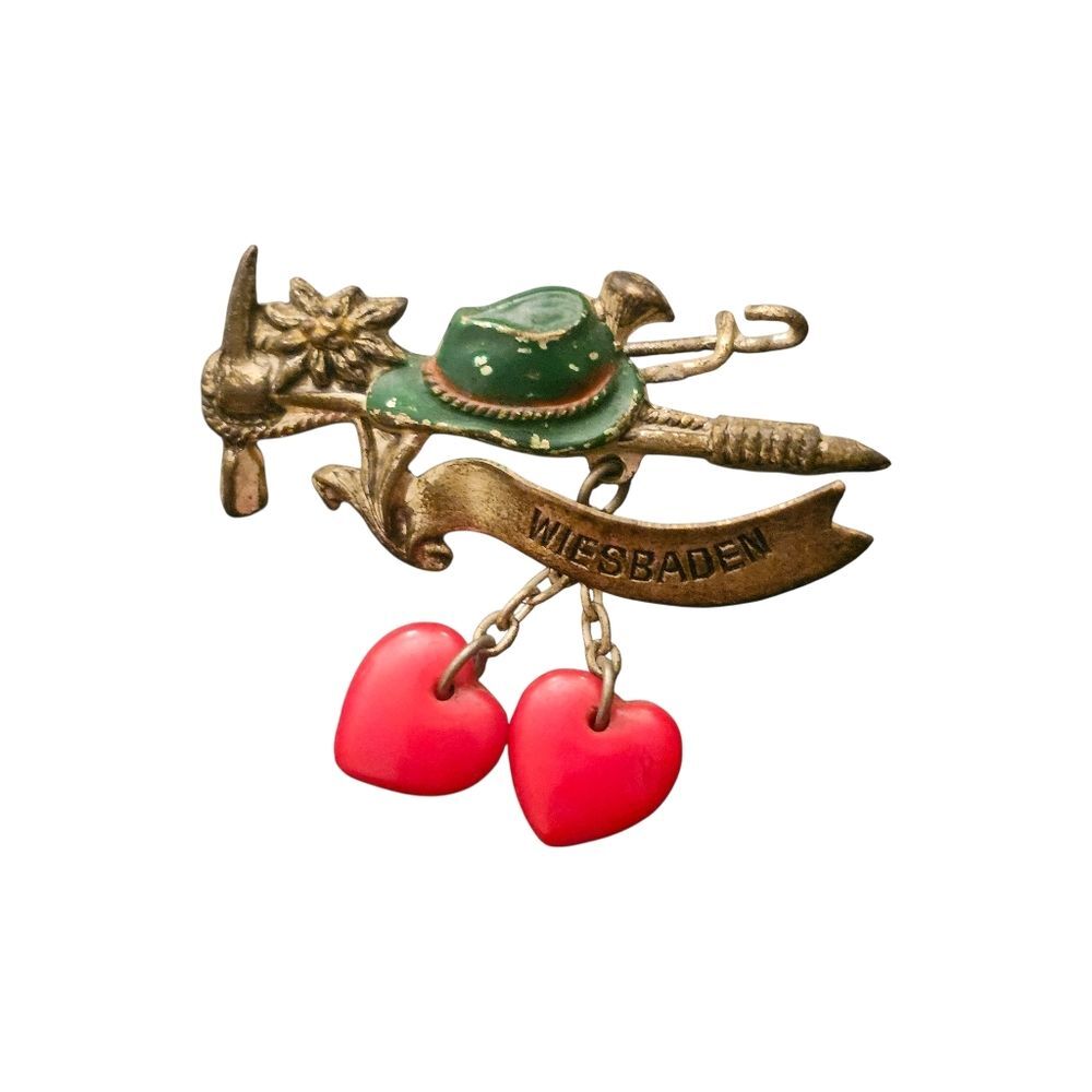 vintage souvenir brooch from Wiesbaden Germany